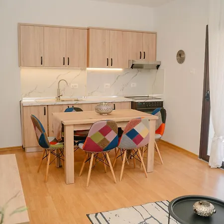 Cozy In * Τίρανα